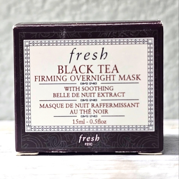 π’3 for $30π’ FRESH BLACK TEA FIRMING OVERNIGHT MASK - Picture 3 of 9